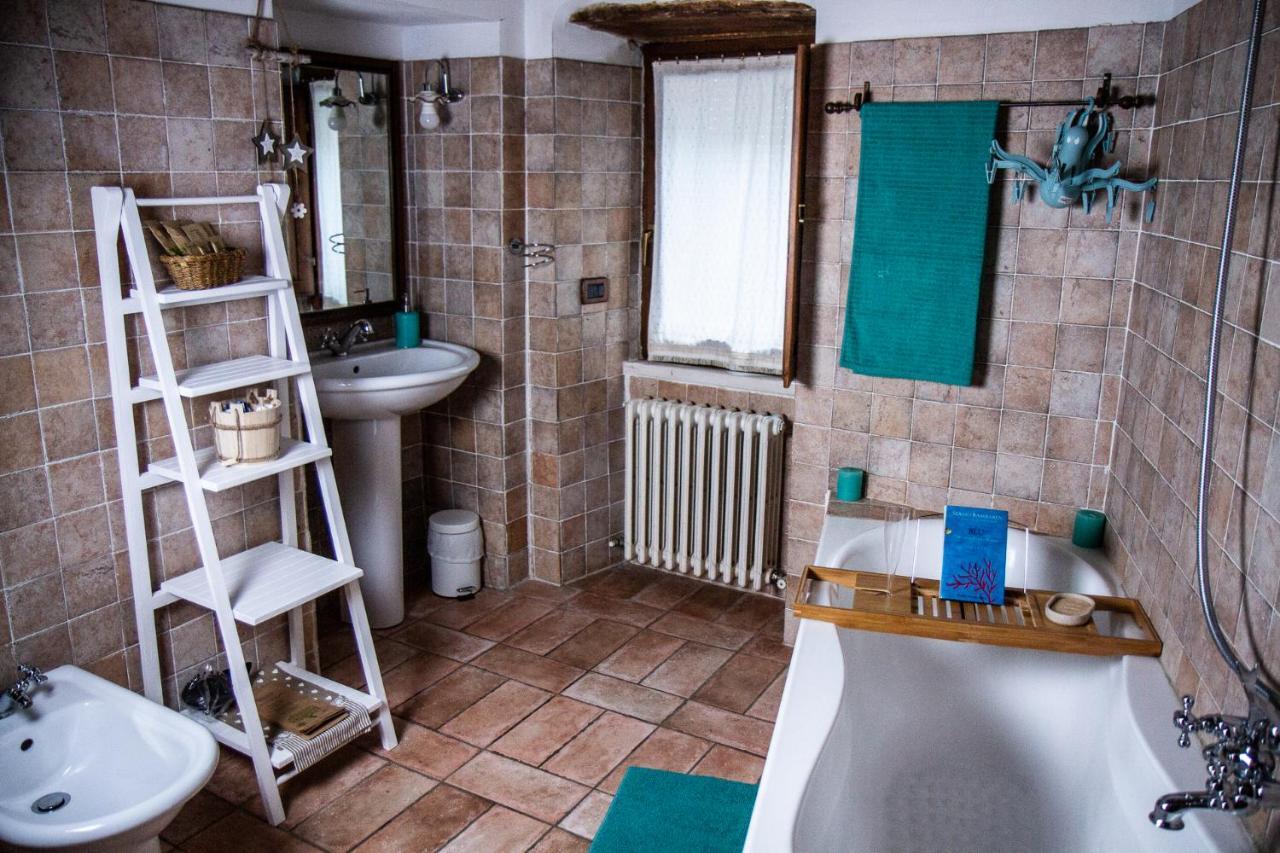 Casa Cristiano Bed & Breakfast Piobbico Exterior foto