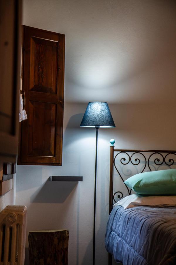 Casa Cristiano Bed & Breakfast Piobbico Exterior foto